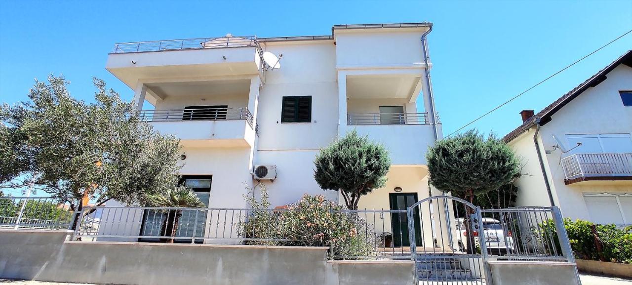 Lux Apartments Vodice Luaran gambar
