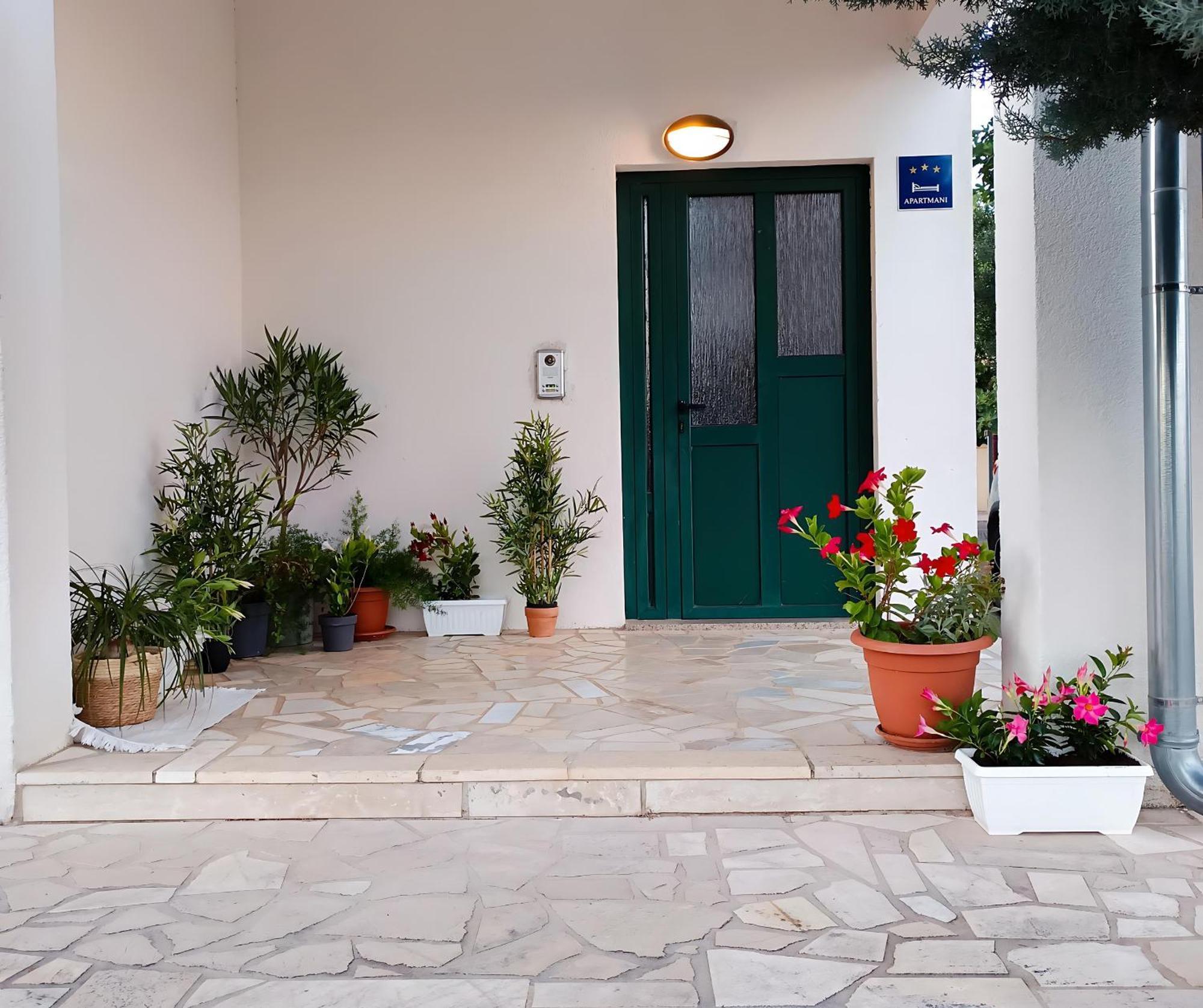 Lux Apartments Vodice Luaran gambar